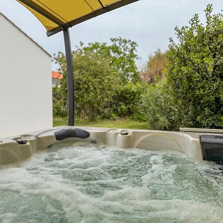 Maison Au Calme La Chaume 6 Personnes Tatil Evi *